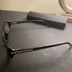 Prada Frames